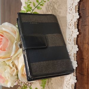 ‼️CLEARANCE SALE‼️ Authentic Fendi kisslock wallet